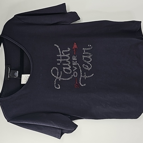 AS Faith Over Fear Black Short Sleeve T-Shirt Top w Red & Silver Crystal - Picture 10 of 11